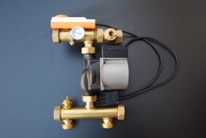 ALTECH FLOOR, Shunt, med pump termostatventil mm i gruppen Vrme / Golvvrme / Shuntar och tillbehr hos Din VVS-Butik (2411301)