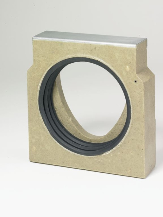 ACO, Aco V100S, Utloppsgavel 0, med f�rzinkad kant, d=110