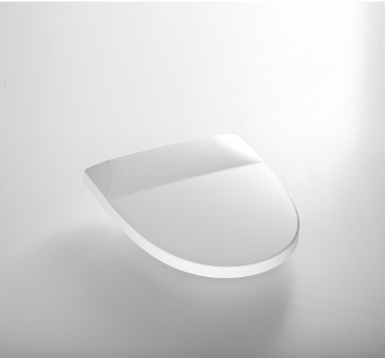 Ido sits seven d vit